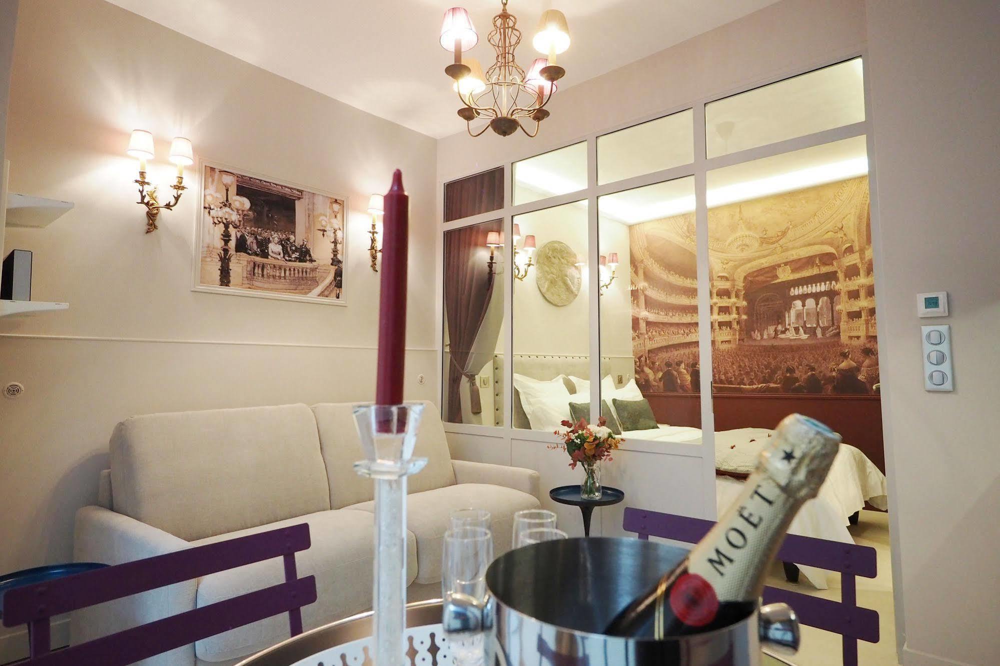 Palais Royal ChicSuites Paris Extérieur photo
