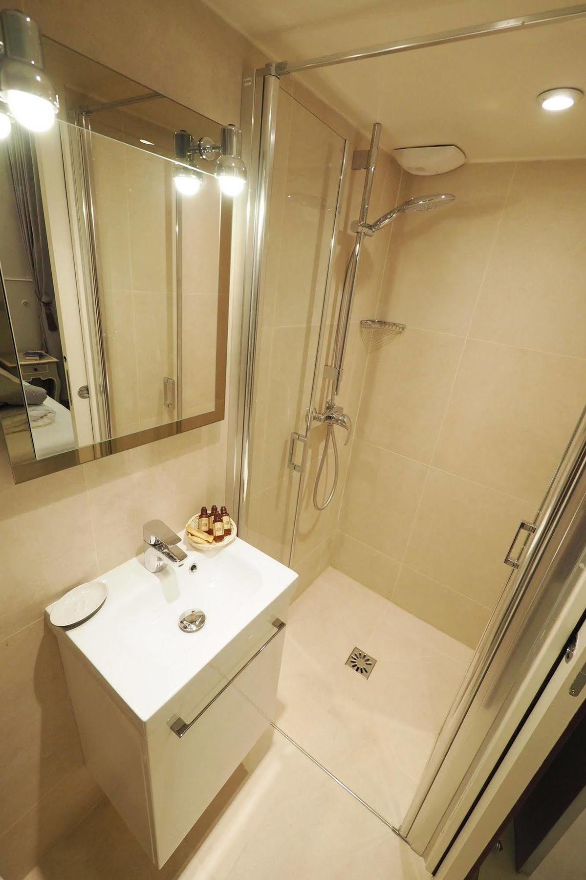 Palais Royal ChicSuites Paris Extérieur photo